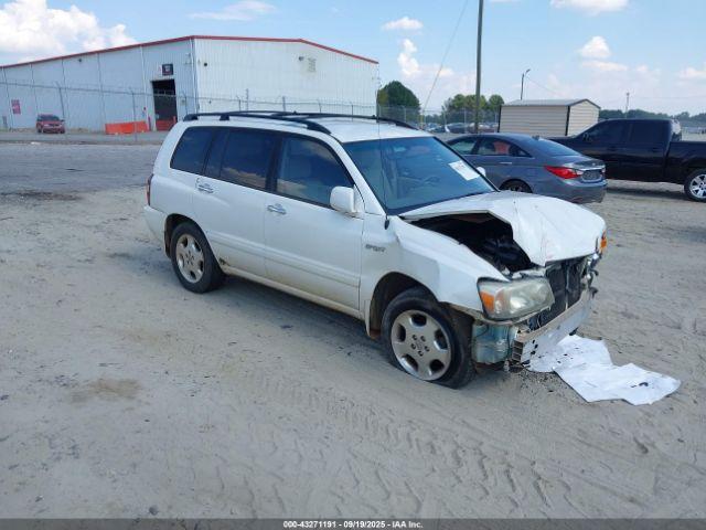 Salvage Toyota Highlander