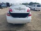 Toyota Camry Le Image 11