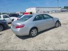 Toyota Camry Le Image 16