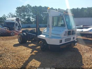  Salvage Kalmar Ottawa 4x2