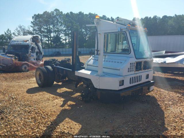  Salvage Kalmar Ottawa 4x2