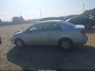 Toyota Corolla Le Image 10