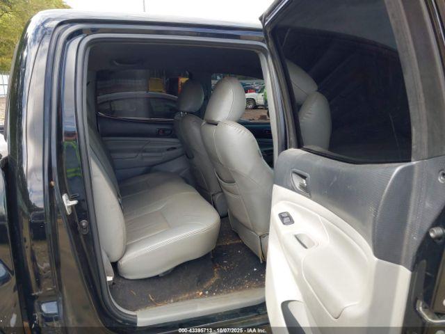 Toyota Tacoma Base V6 Image 8