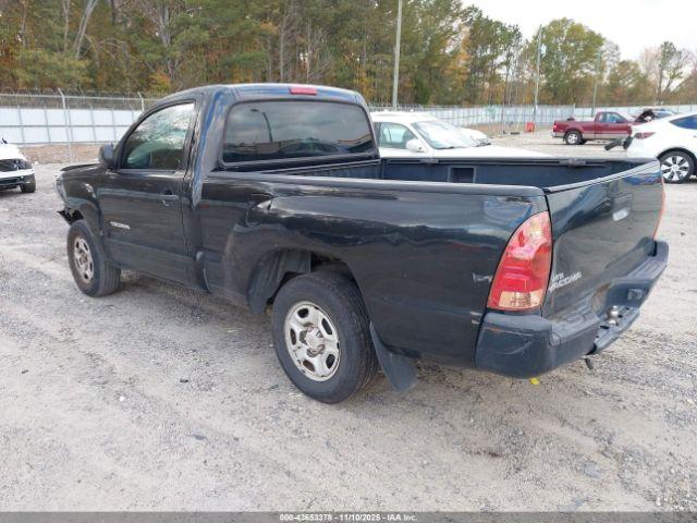 Toyota Tacoma Image 11