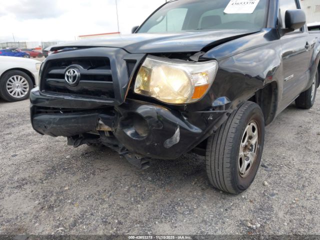 Toyota Tacoma Image 15