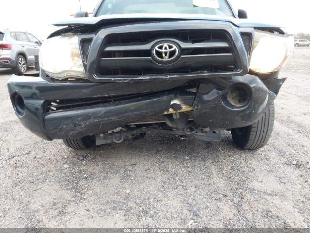 Toyota Tacoma Image 10