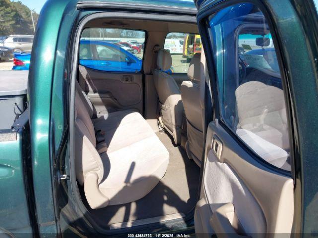 Toyota Tacoma Prerunner V6 Image 13