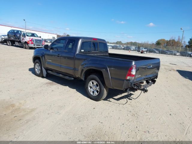 Toyota Tacoma Prerunner Image 16