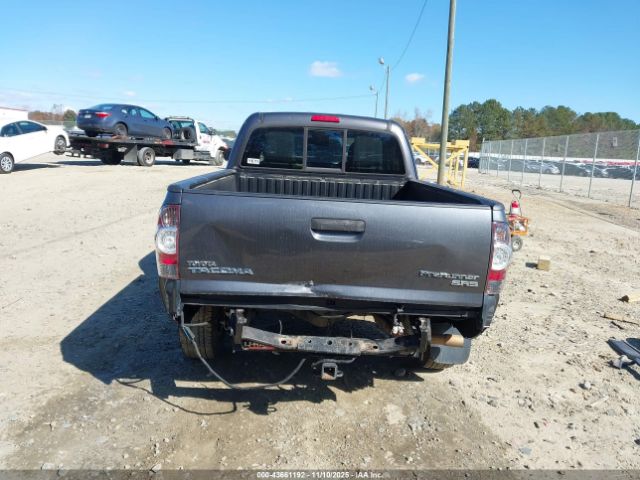 Toyota Tacoma Prerunner Image 18