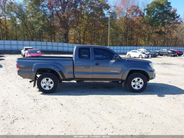 Toyota Tacoma Prerunner Image 8