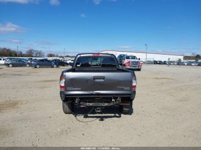 Toyota Tacoma Prerunner Image 13