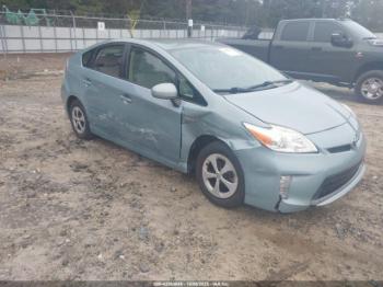  Salvage Toyota Prius