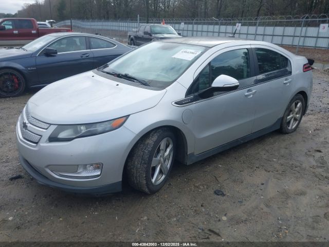 Chevrolet Volt Image 2