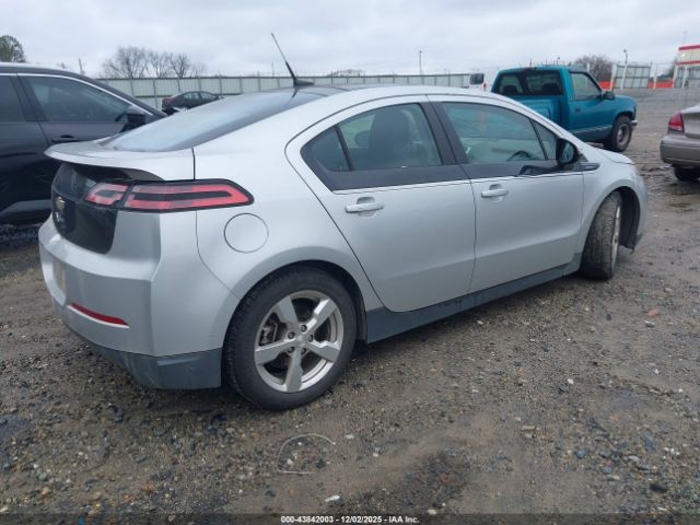 Chevrolet Volt Image 4
