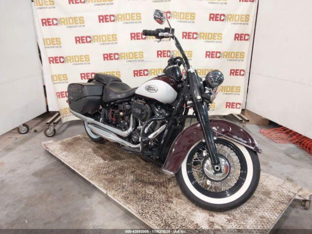  Salvage Harley-Davidson Flhcs