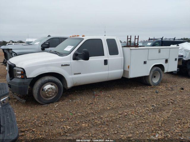 Ford F-350 Image 15