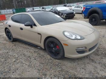  Salvage Porsche Panamera