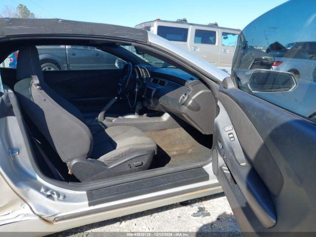 Chevrolet Camaro 1lt Image 16