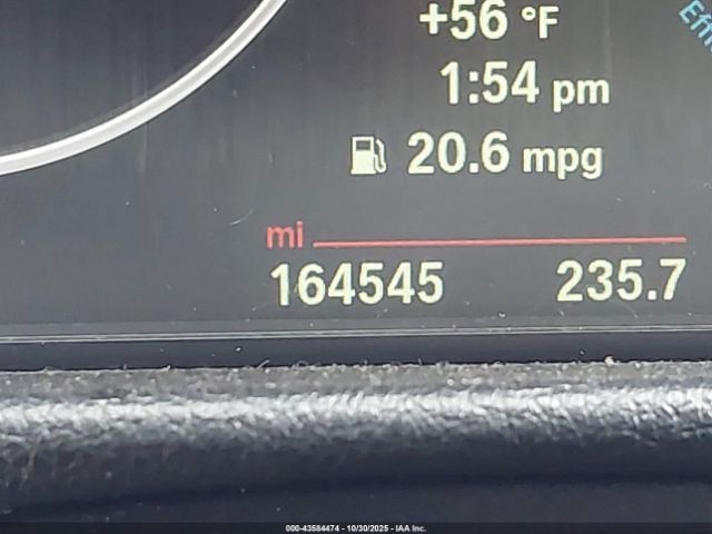 BMW 3 Series Xdrive Image 4