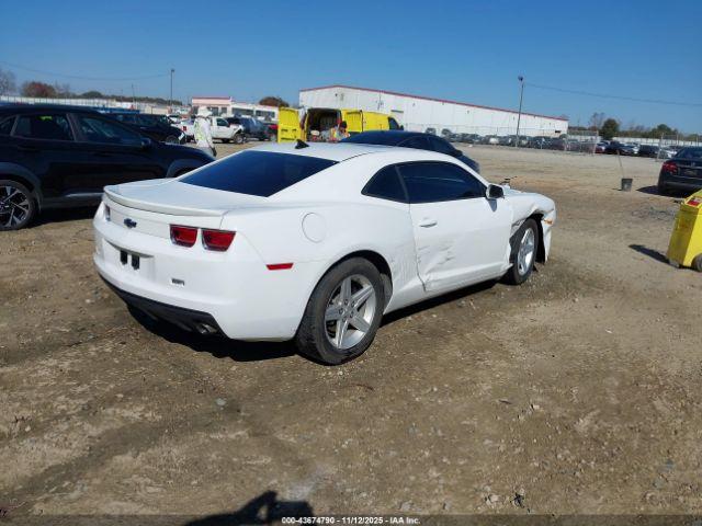 Chevrolet Camaro 1lt Image 13