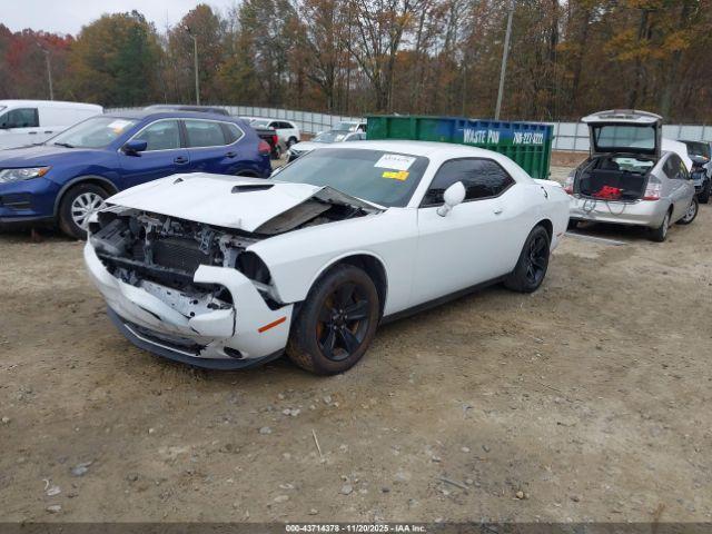 Dodge Challenger Sxt Image 17