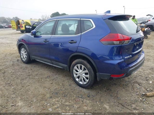 Nissan Rogue S Image 2