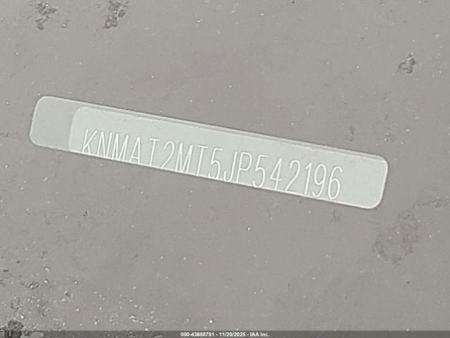 Nissan Rogue S Image 5