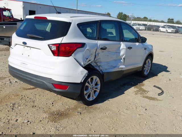 Ford Escape S Image 18