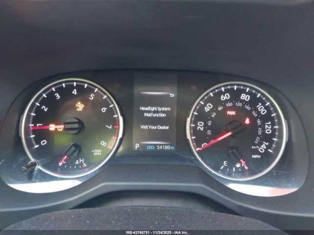 Toyota RAV4 Le Image 12