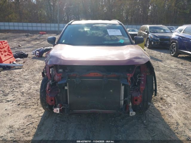 Toyota RAV4 Le Image 17