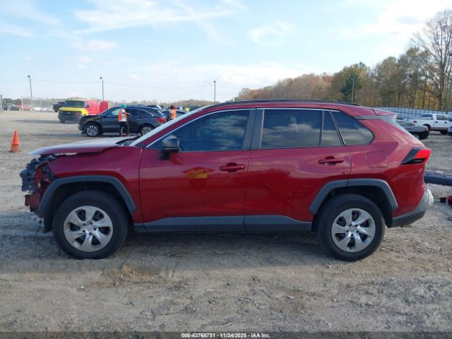 Toyota RAV4 Le Image 20