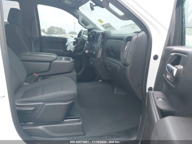 Chevrolet Silverado 1500 4wd  Short Bed Custom Trail Boss Image 17