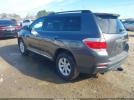 Toyota Highlander Base V6 Image 4