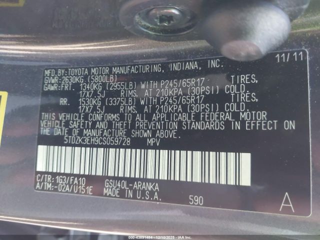 Toyota Highlander Base V6 Image 2