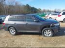 Toyota Highlander Base V6 Image 12
