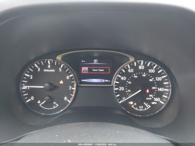 Nissan Pathfinder Sv Image 16