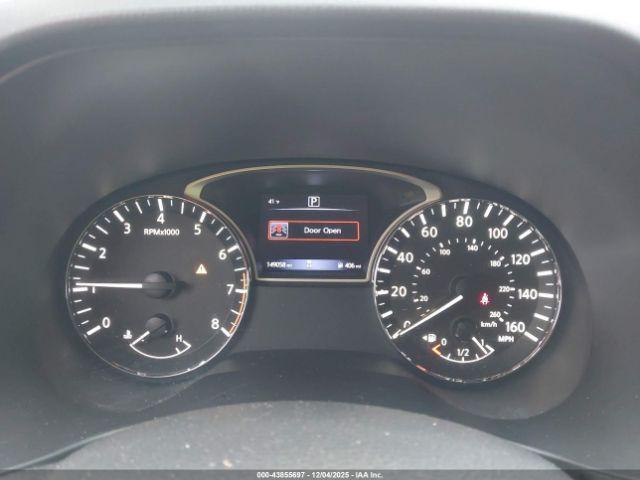 Nissan Pathfinder Sv Image 16