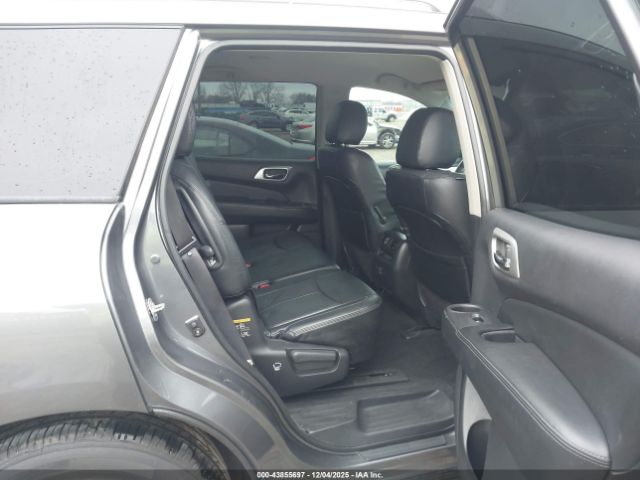 Nissan Pathfinder Sv Image 12