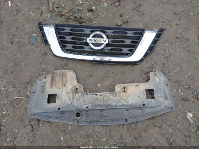 Nissan Pathfinder Sv Image 5