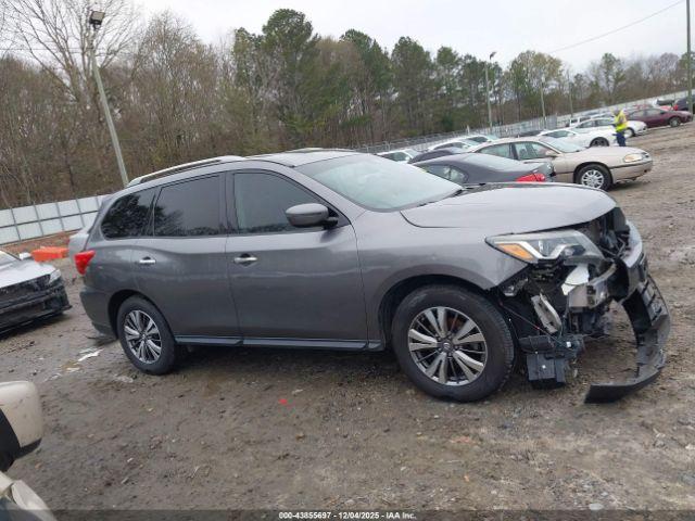 Nissan Pathfinder Sv Image 2