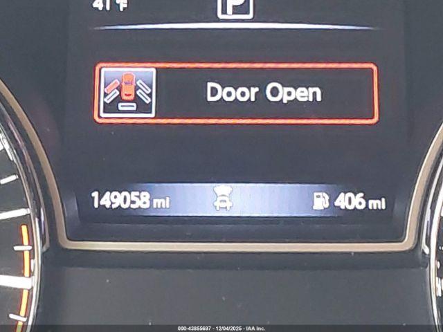 Nissan Pathfinder Sv Image 6