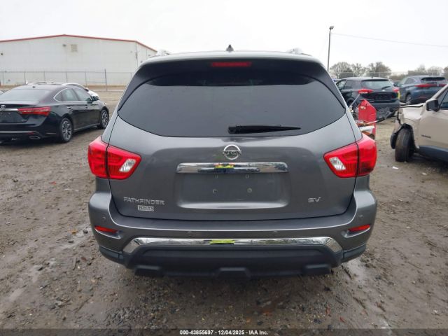 Nissan Pathfinder Sv Image 3