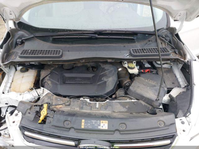 Ford Escape Titanium Image 4