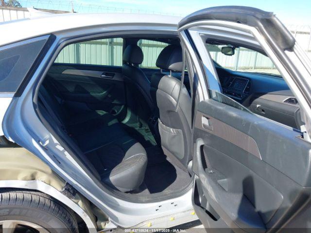 Hyundai SONATA Sport Image 6