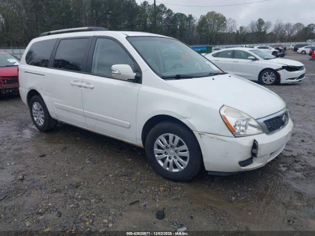  Salvage Kia Sedona