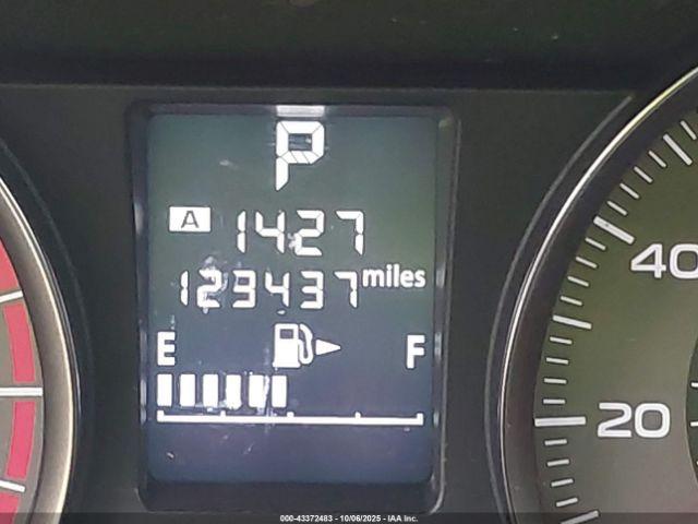 Subaru Forester 2.5i Limited Image 2