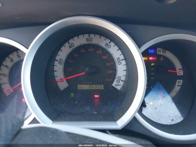 Toyota Tacoma Prerunner V6 Image 5