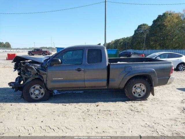 Toyota Tacoma Prerunner V6 Image 10