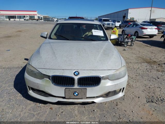 BMW 3 Series Image 12