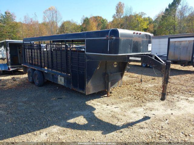  Salvage Circle W Gn Livestock